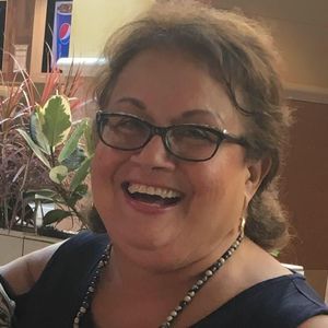 Meet your Posher, Yolanda